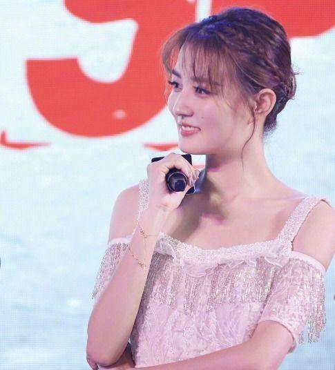 徐璐直播爆料视频,娱乐圈幕后真相大曝光 第3张 徐璐直播爆料视频,娱乐圈幕后真相大曝光 第3张